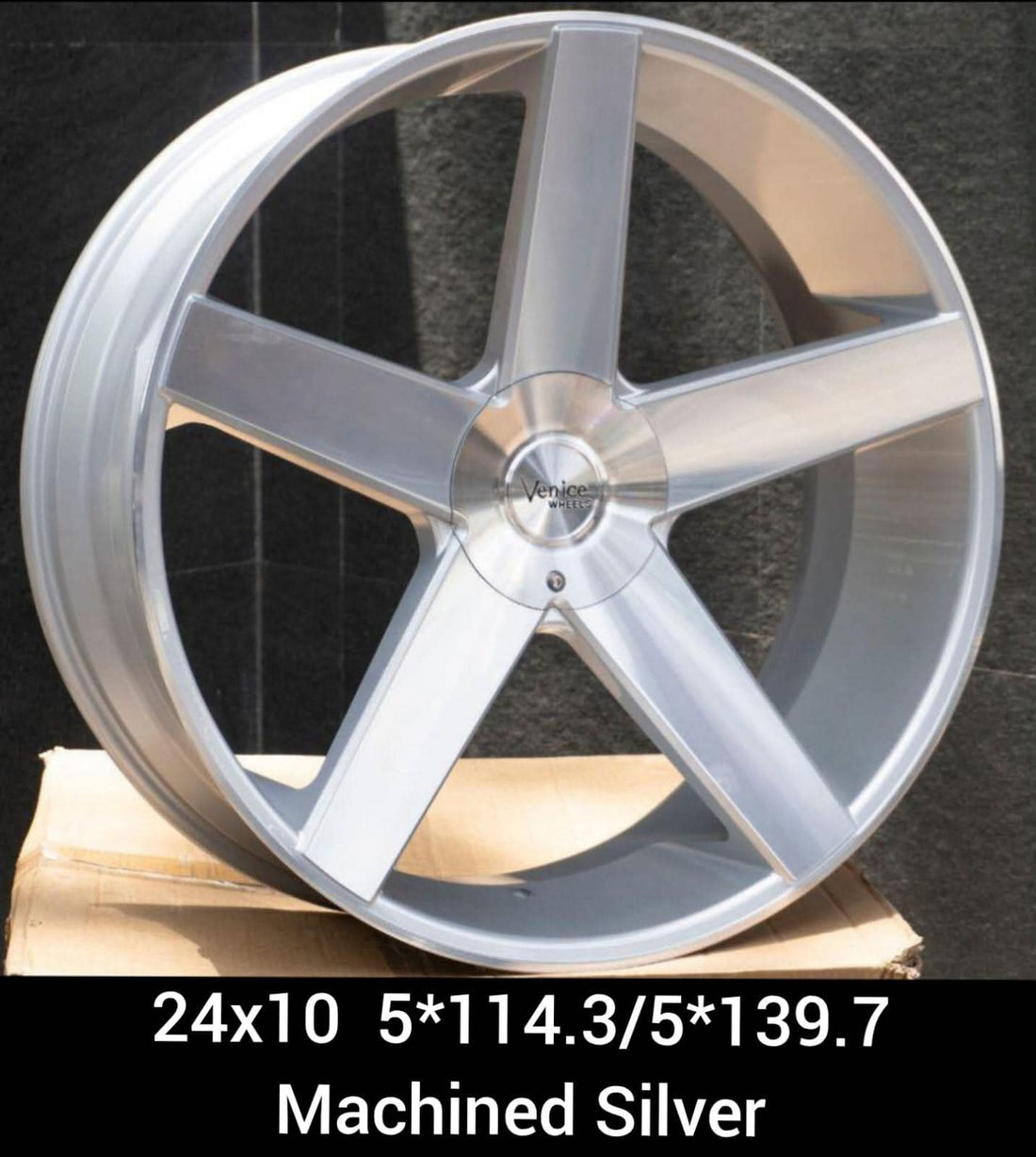 Venice 5 Spoke Machined Silver 22inch-5x114.3