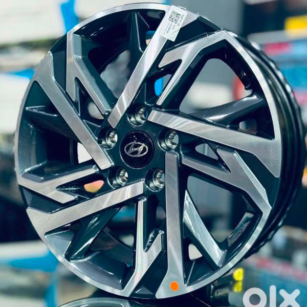 Hyundai Creta OEM Alloy Wheel 17 Inch (Machined Dual Tone)