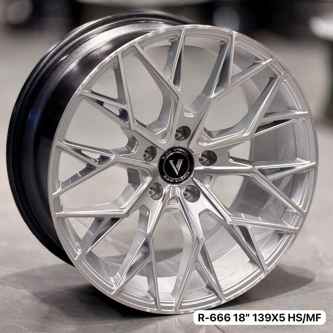 R-666 Alloy Wheel 18 Inch HF
